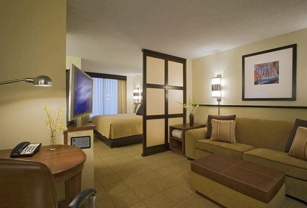Hyatt Place Dallas Park Central Dış mekan fotoğraf