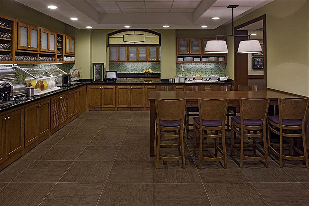 Hyatt Place Dallas Park Central Restoran fotoğraf